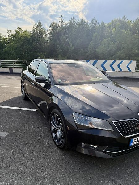 Škoda Superb (2017) Laurin & Klement 2.0 TDI 140kW - fotka 7 z 24
