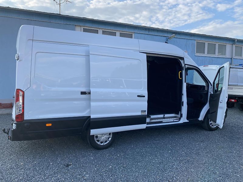 Ford Transit (2024) 2.0TDCi, 350 L4, NAJ.97TIS.KM - fotka 17 z 54