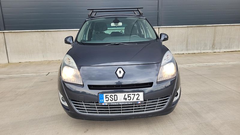 Renault Scénic 2,0i 103 KW AUTOMAT - fotka 2 z 19