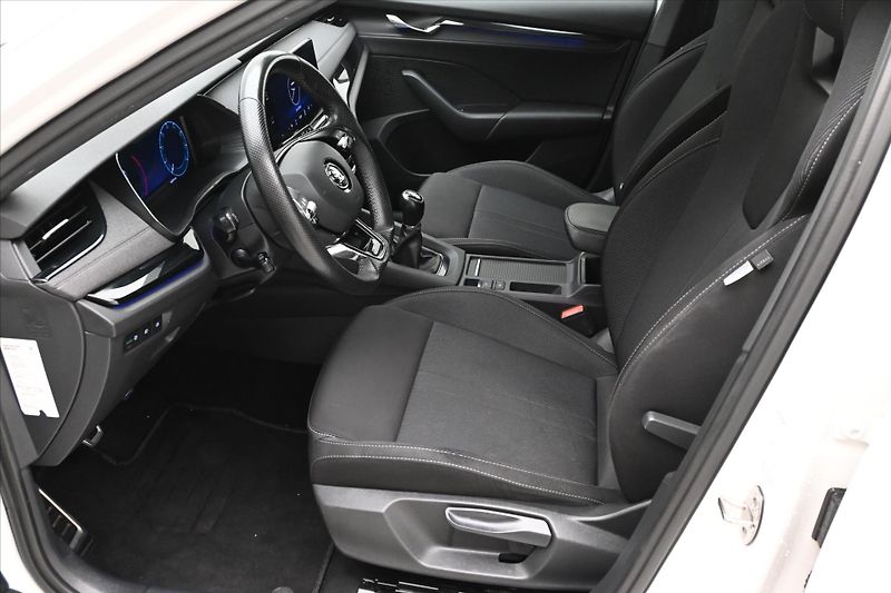 Škoda Octavia 2,0 TDI 110 kW SportLINE Záruk - fotka 13 z 32
