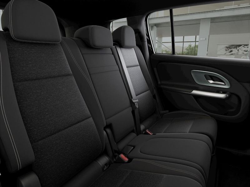 Mercedes-Benz GLB (2026) 1,5 200 4MATIC - fotka 8 z 9