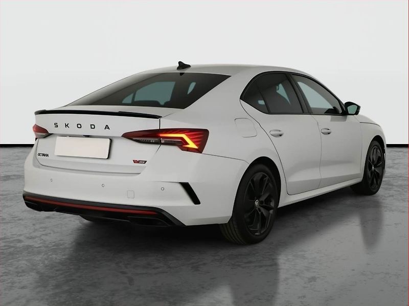 Škoda Octavia (2024) RS 2.0 TSI - fotka 5 z 21