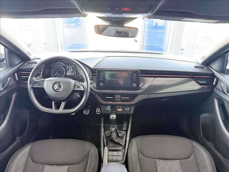 Škoda Scala 1,0   TSI 85kW,SERVISKA,1. MAJ - fotka 9 z 26