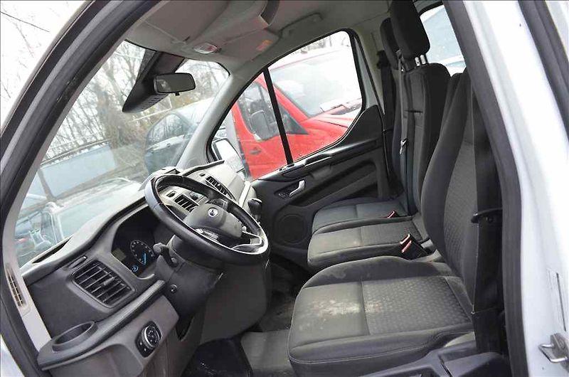 Ford Transit (2022) CUSTOM 2,0 ECOBLUE - fotka 14 z 17