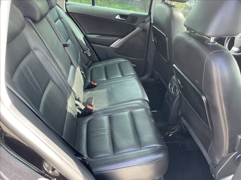 Volkswagen Tiguan 2,0 TDi 100kw 4x4 DSG Panorama - fotka 10 z 33