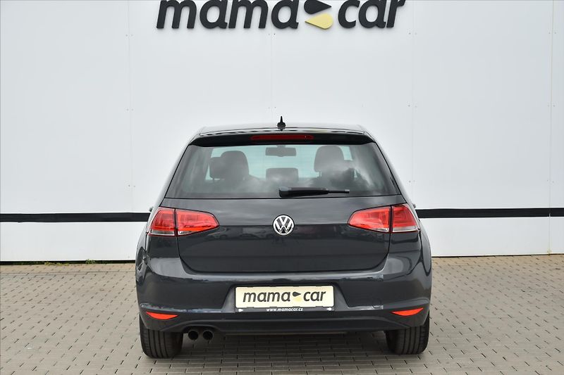 Volkswagen Golf 2.0TDi 110kW LOUNGE SERVIS.KN. - fotka 6 z 24