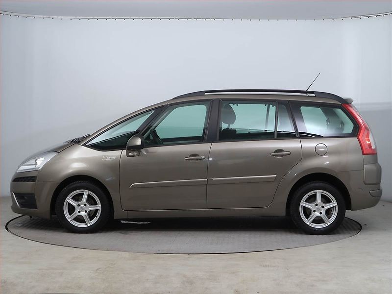 Citroën C4 Picasso (2011) 1.6 HDi, 7 míst, za super cenu - fotka 3 z 17