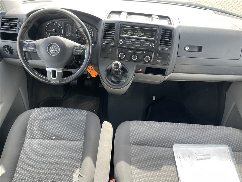 Volkswagen Transporter 2,0 TDi 75kw 6míst Tažné Klima - fotka 12 z 40