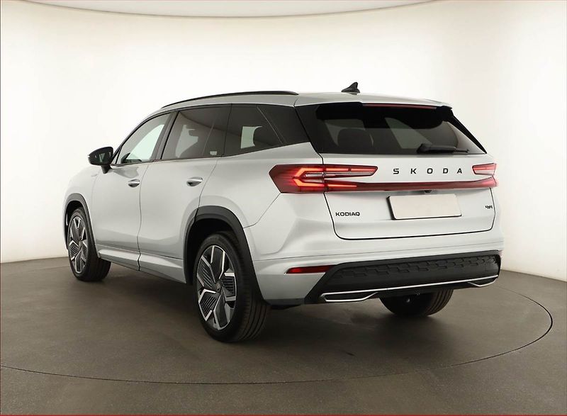 Škoda Kodiaq (2025) 2.0 TDI, SPORTLINE, DPH - fotka 4 z 20