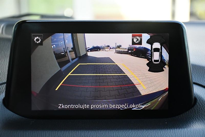 Mazda 3 2.0SKYACTIV-G HUD KAMERA 2xALU - fotka 29 z 34
