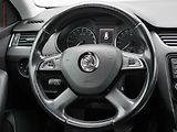 Škoda Octavia (2013) 2.0TDi, ČR, Ele, DSG, bixen - náhled 14