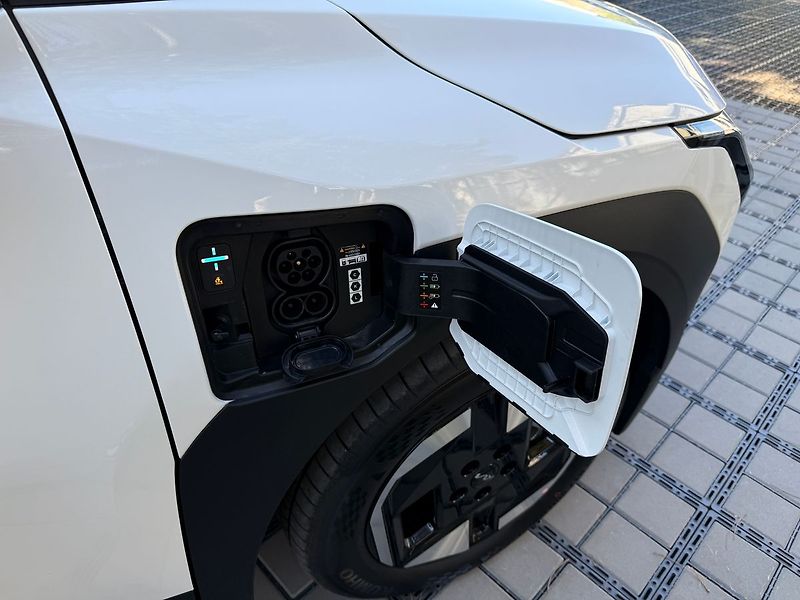 Kia EV3 EARTH 81kWh - fotka 8 z 38