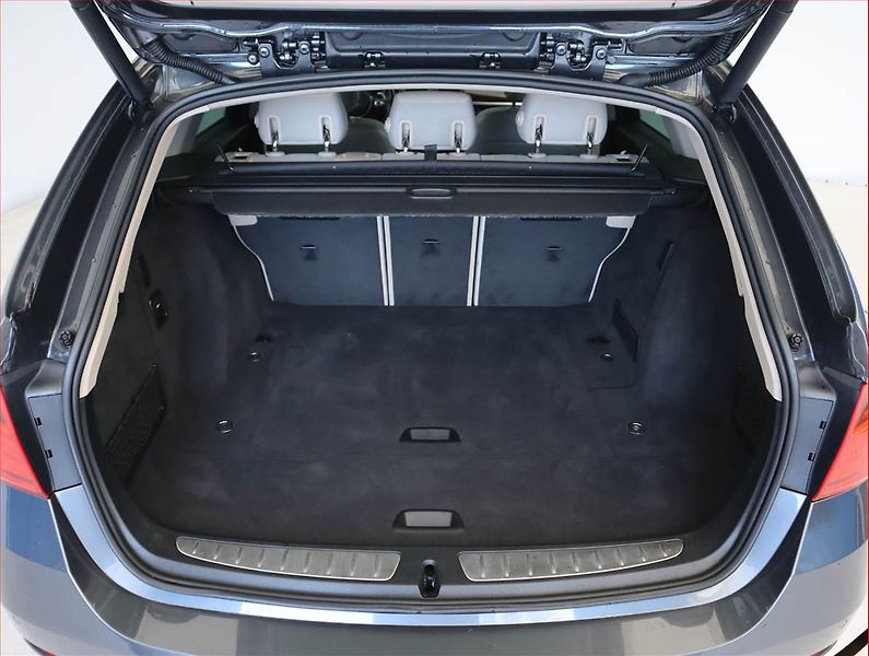 BMW Řada 3 (2015) 320 d xDrive, 4X4, Automat - fotka 14 z 21
