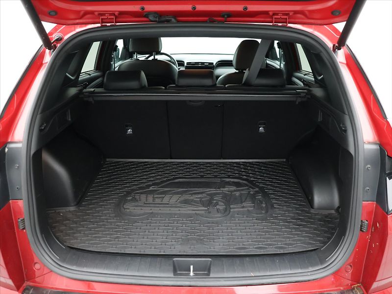 Hyundai Tucson 1,6 T-GDI 110kW CZ N-Line - fotka 10 z 37