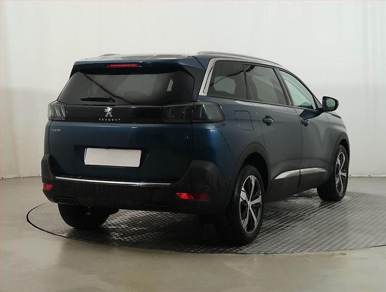 Peugeot 5008 (2021) 1.5 BlueHDi - fotka 5 z 19