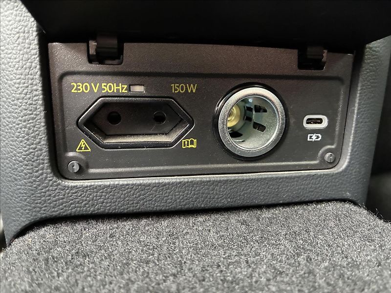Volkswagen Arteon 2,0 TDI,TAŽNÉ,KEYLESS,CAR PLAY - fotka 12 z 25