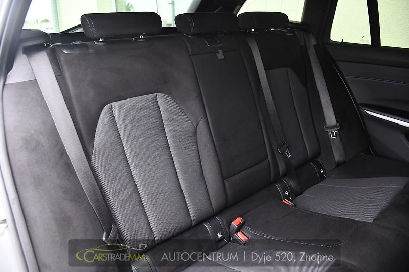 BMW Řada 3 320D xDrive M-SPORT ČR 1.M - fotka 20 z 60