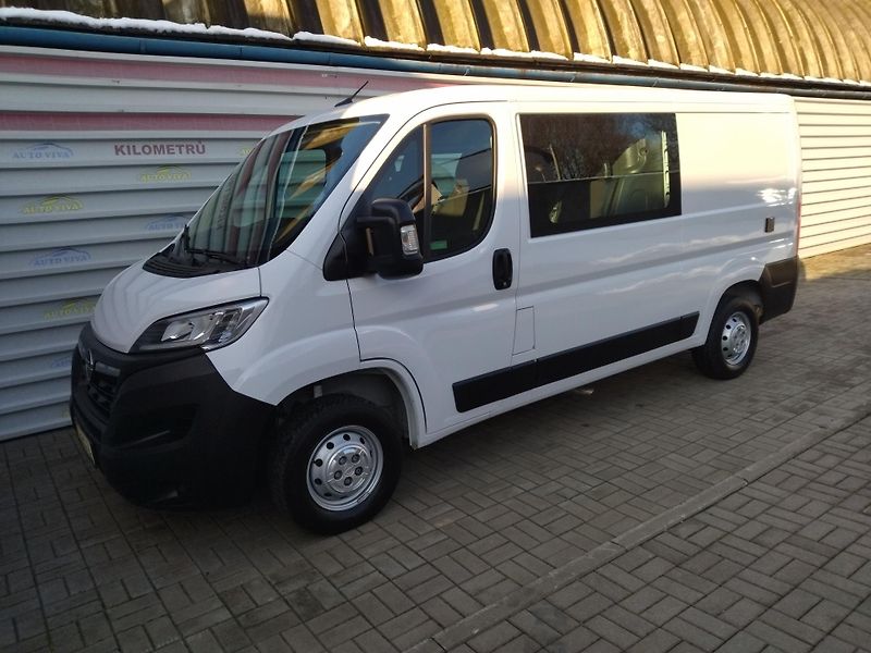 Opel Movano 2,2BHDi L2H1, 7 míst, Vestavba - fotka 2 z 39