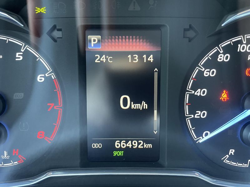 Toyota Yaris ACT. TREND Y20 1.5 VVT-i 82 kW - fotka 19 z 23