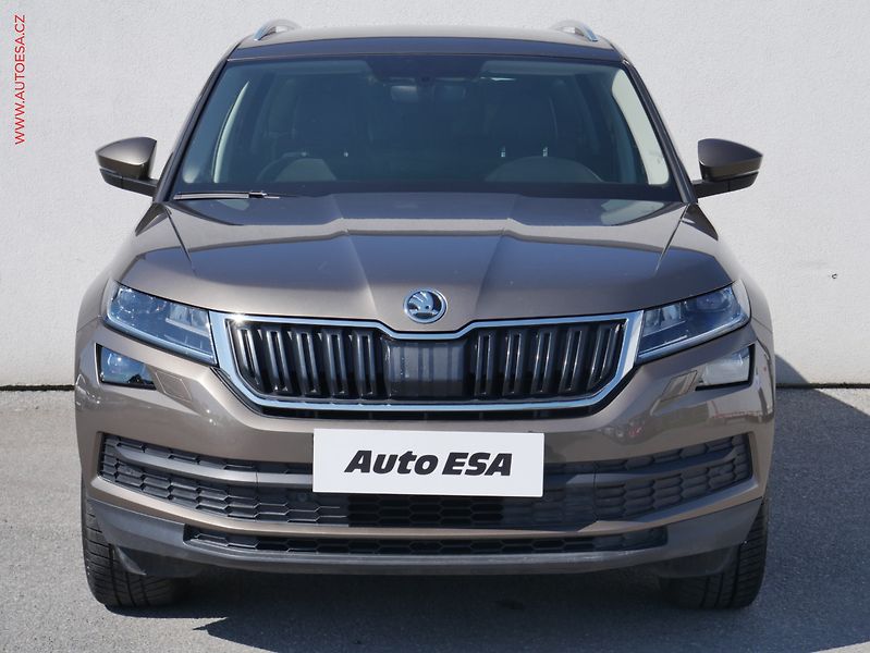 Škoda Kodiaq (2017) 2.0 TSi 4x4, 7míst, ČR - fotka 2 z 27