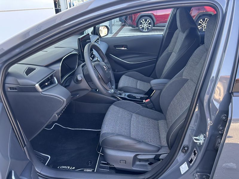Toyota Corolla (2026) TS STYLE 1,8 HEV AT - fotka 7 z 14