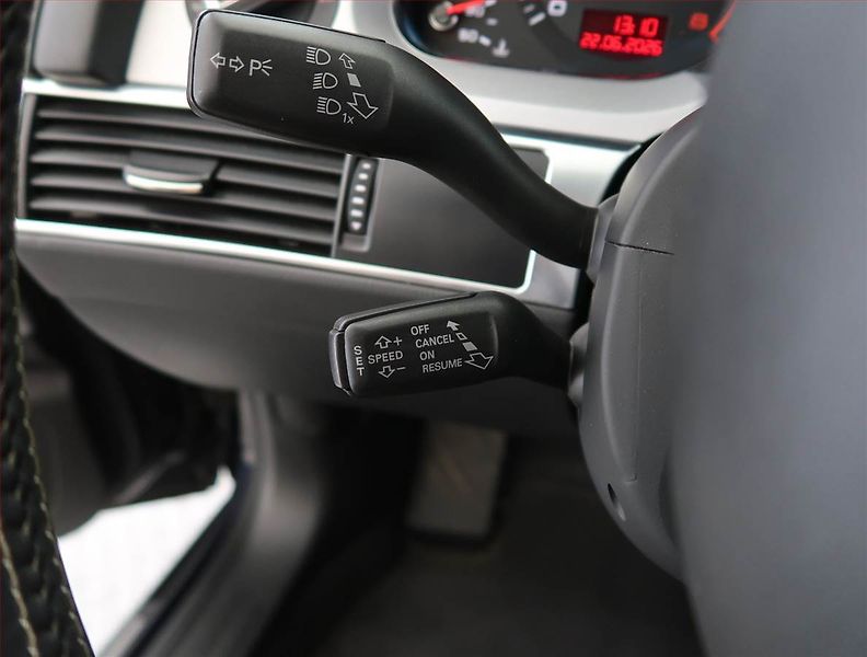 Audi A6 (2010) 3.0 TFSI, 4X4, Automat - fotka 26 z 29