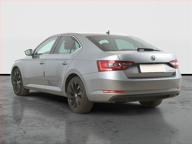 Škoda Superb (2019) 2.0 TDI, Automat, Kůže, Navi - fotka 4 z 19