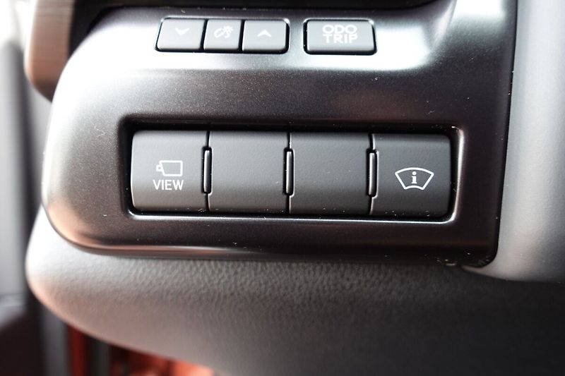 Lexus UX 300h UX300h Luxury 4x4 - fotka 24 z 38
