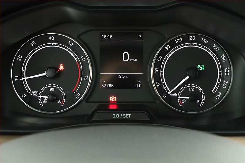 Škoda Scala (2019) 1.5 TSI, ČR - fotka 8 z 21