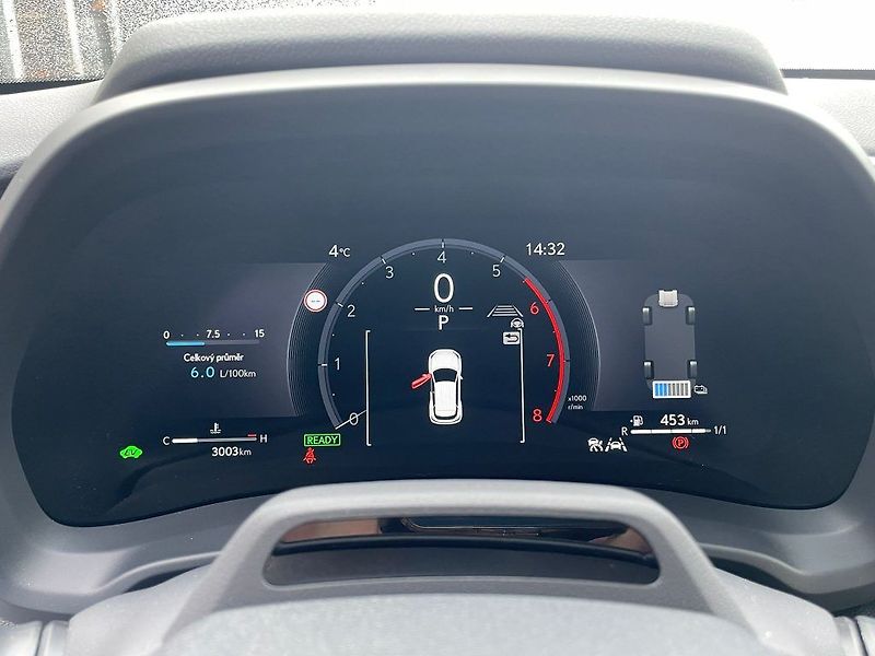 Lexus LBX NG23 1.5L HEV CVT - fotka 22 z 26
