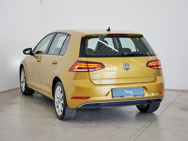 Volkswagen Golf - fotka 7 z 26