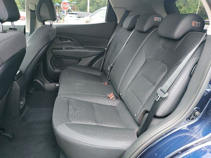KGM Korando 1.5T, SMART,2WD, AT, SKLADEM - fotka 14 z 36
