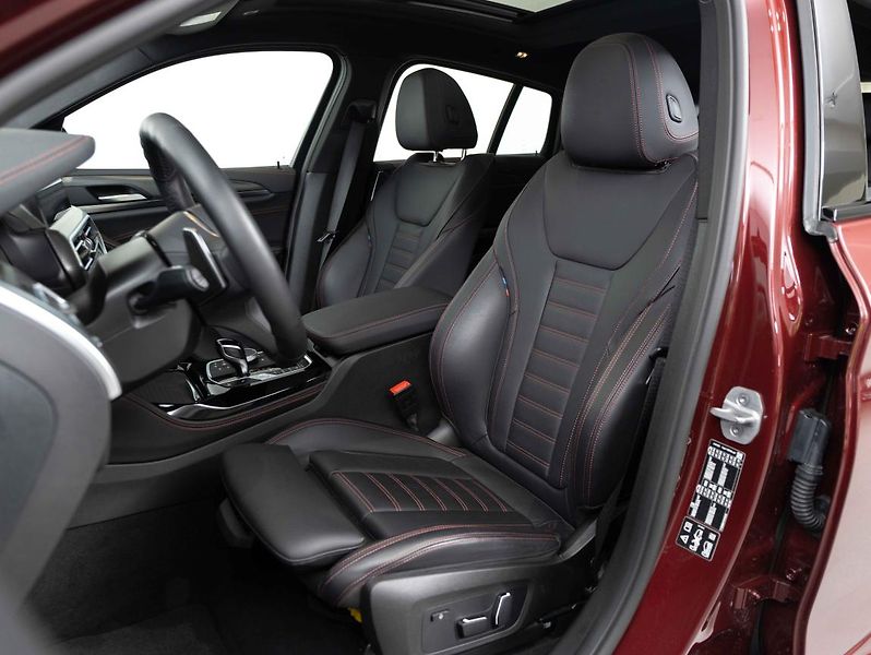 BMW X4 xDrive30d - fotka 18 z 24