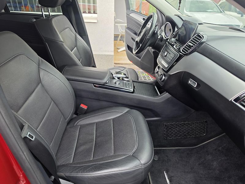 Mercedes-Benz GLE 400i V6 TZ Panorama AMG  - fotka 21 z 28