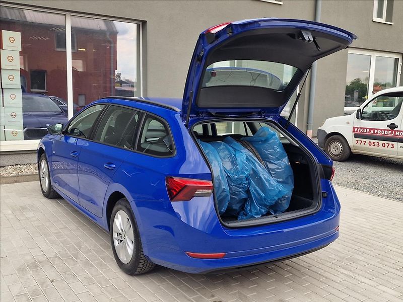 Škoda Octavia 2.0 TDI, původ ČR, 1.Majitel - fotka 40 z 50
