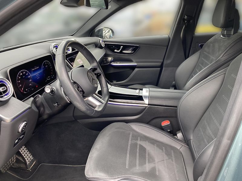 Mercedes-Benz GLC GLC 300 de 4MATIC AMG - fotka 14 z 27