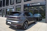 Porsche Cayenne (2026) KeyLess/SoftClose/Pano - náhled 38