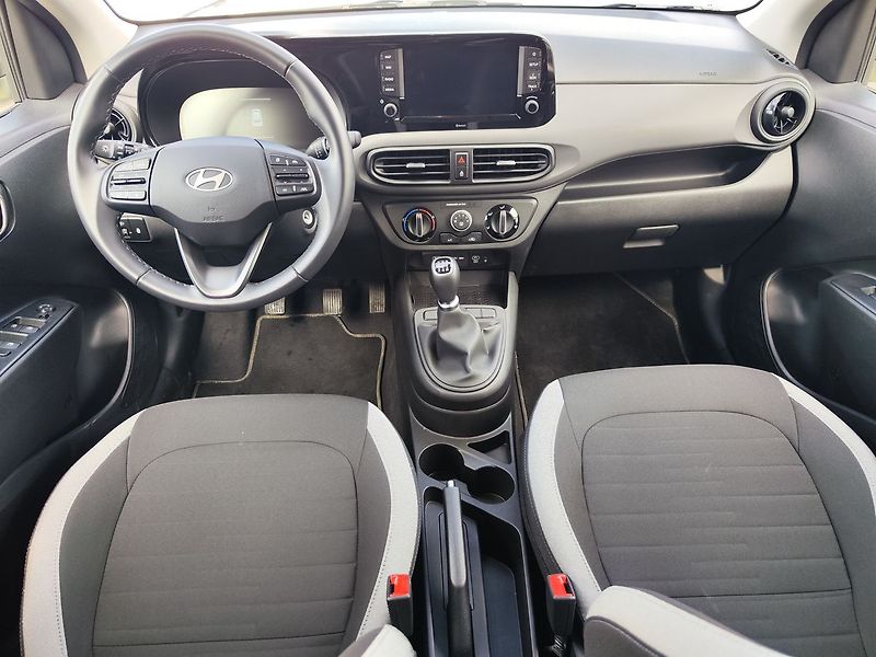 Hyundai i10 1.0i/46kW Smart 15 - fotka 11 z 28