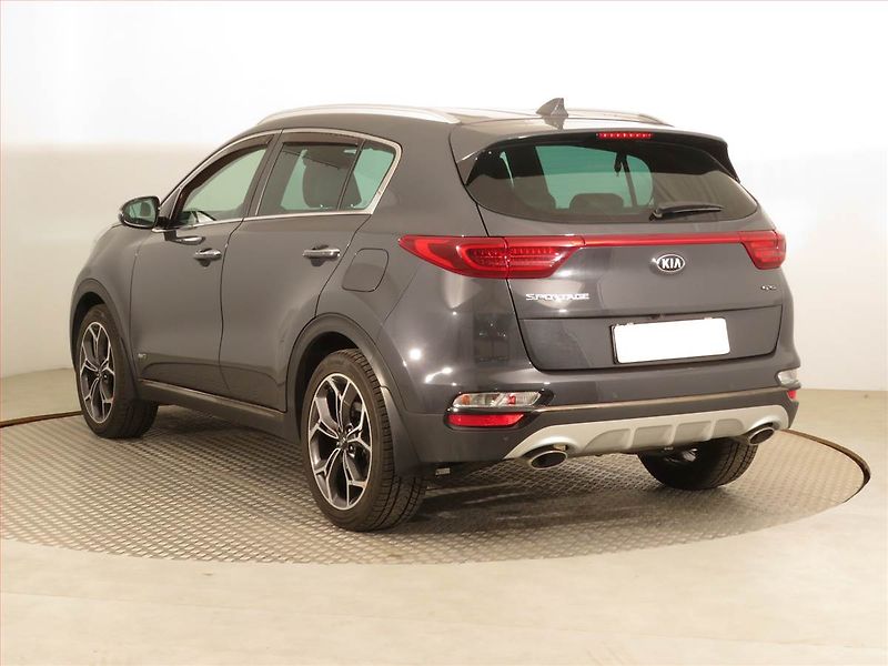 Kia Sportage (2018) GT Line 1.6 T-GDI, 4X4 - fotka 4 z 19