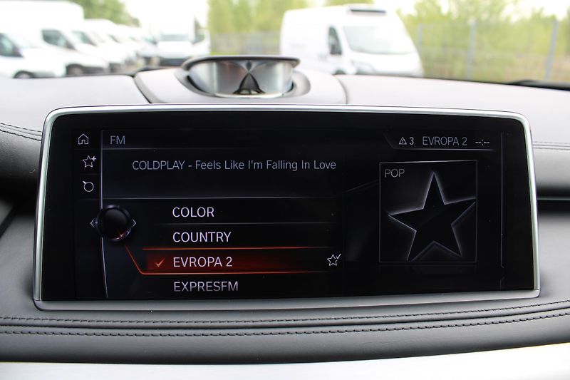 BMW X5 xDrive35i Bang&Olufsen Webasto - fotka 15 z 33