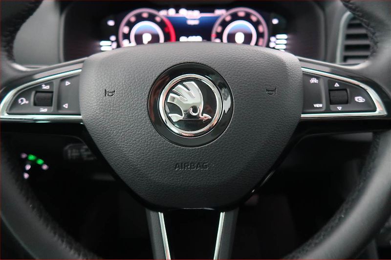 Škoda Karoq (2019) Style 1.6 TDI - fotka 18 z 21