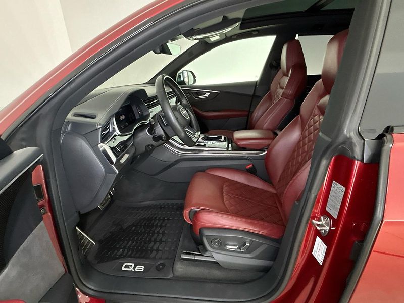 Audi SQ8 SUV 0 - fotka 7 z 31