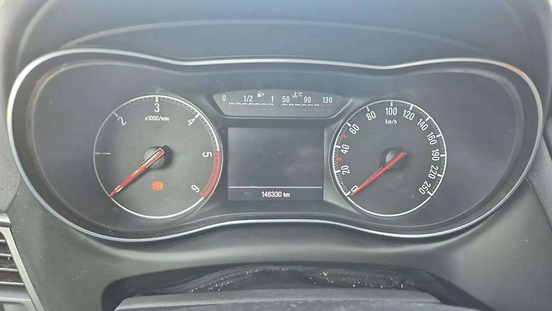 Opel Zafira INNOVATION 2.0 CDTI (125KW/170 - fotka 25 z 47