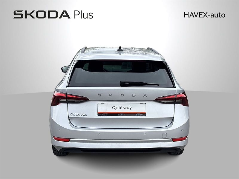 Škoda Octavia (2021) Combi 2.0 TDI Ambition+ - fotka 32 z 32