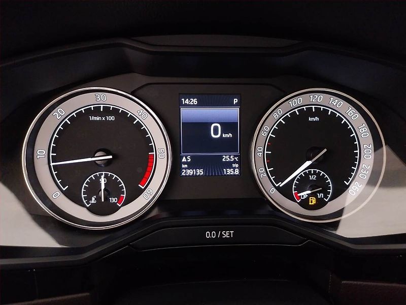 Škoda Superb (2016) Laurin&Klement 2.0 TDI - fotka 11 z 27
