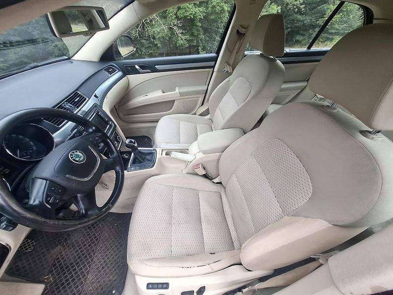 Škoda Superb (2008) 2-1.8 TSI,Elegance,xenon,CZ - fotka 12 z 18
