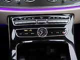Mercedes-Benz Třídy E 2,0 300d 180kW DPH 360° Aut. - náhled 22