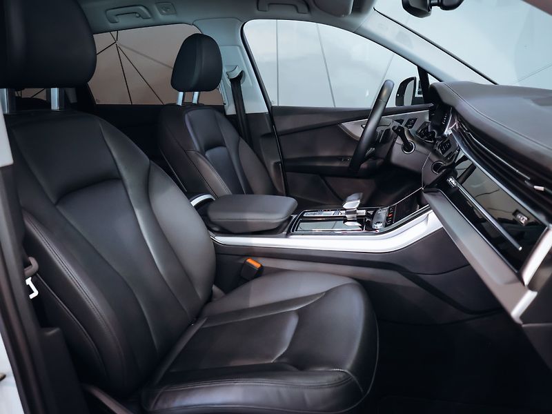 Audi Q7 3.0TDI Quattro 210kW - fotka 27 z 31