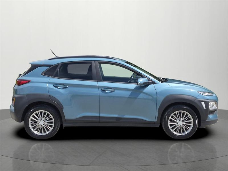 Hyundai Kona 1,6 T-GDI Style 4x4 DCT DPH CZ - fotka 8 z 21