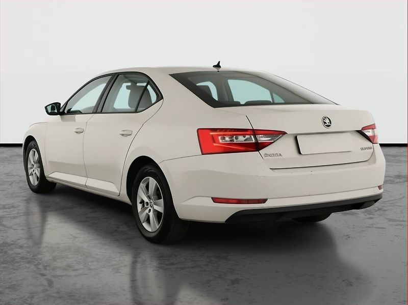 Škoda Superb (2017) 1.4 TSI, Tempomat - fotka 4 z 11